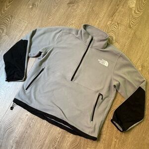 The North Face XL Half Zip Fleece Gray Blue Outdoor Pullover